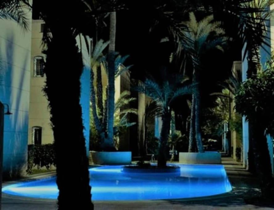 Super Riad Avec Piscine Interieure Marrakesh Exterior photo