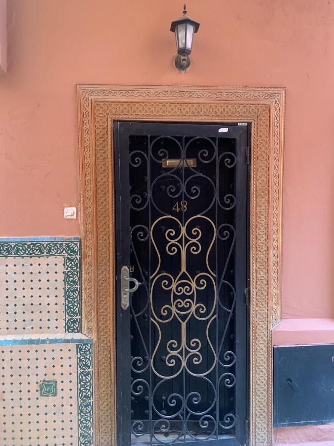 Super Riad Avec Piscine Interieure Marrakesh Exterior photo